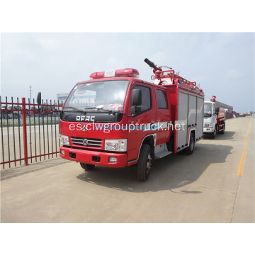 camión de bomberos con tanque de agua y espuma